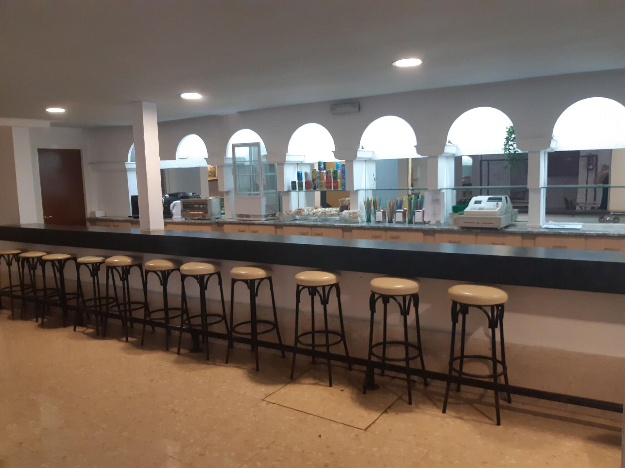 Bar/Salón Hotel Castella