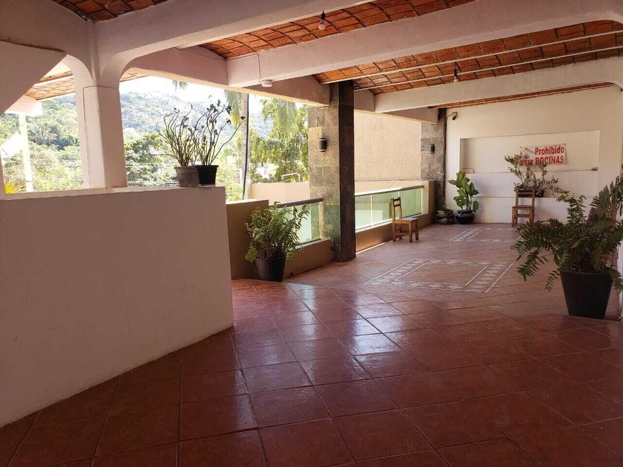 Vista Exterior TROPICAL SUITE