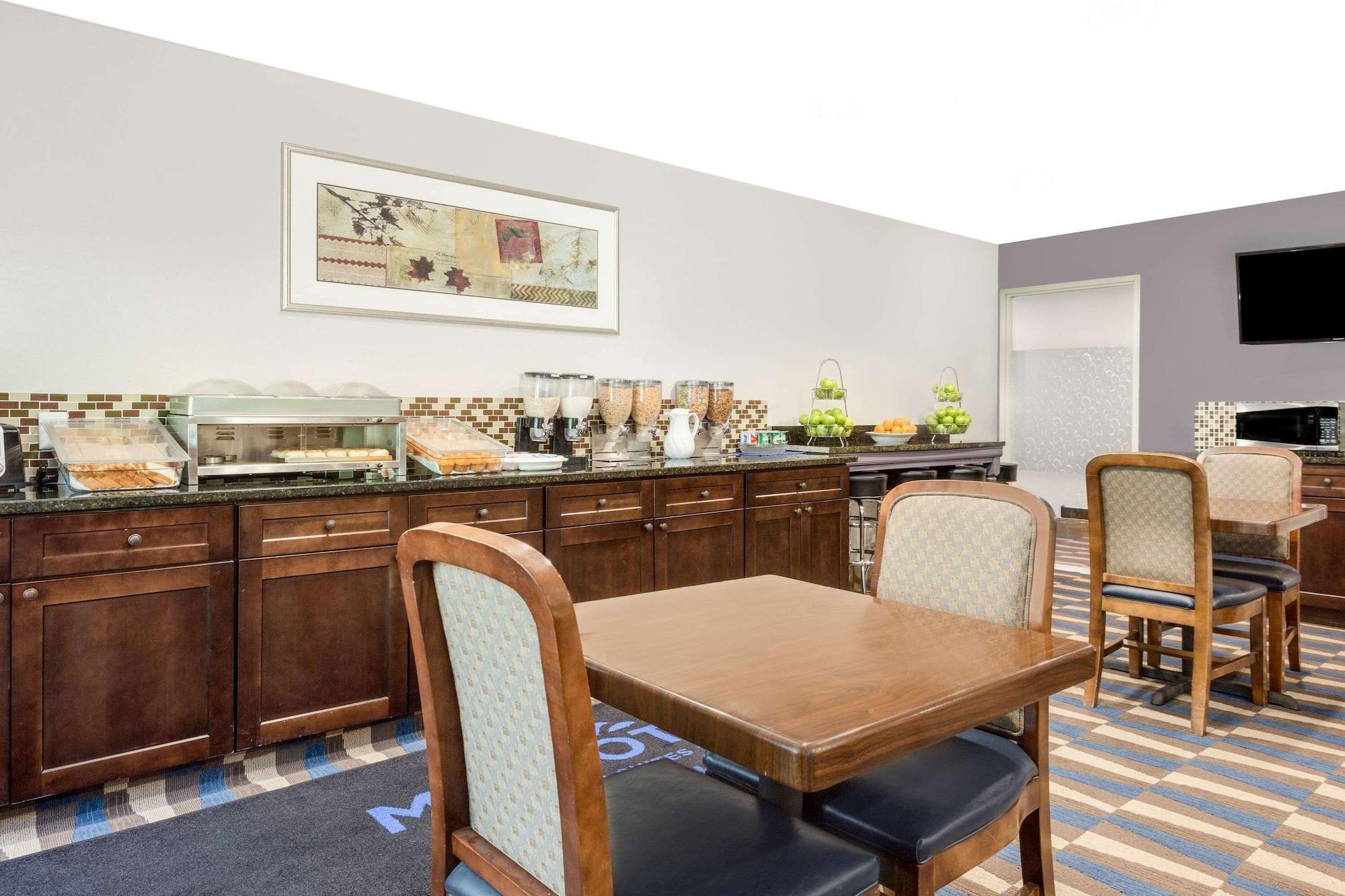 Restaurant Microtel Inn & Suites by Wyndham Bremen