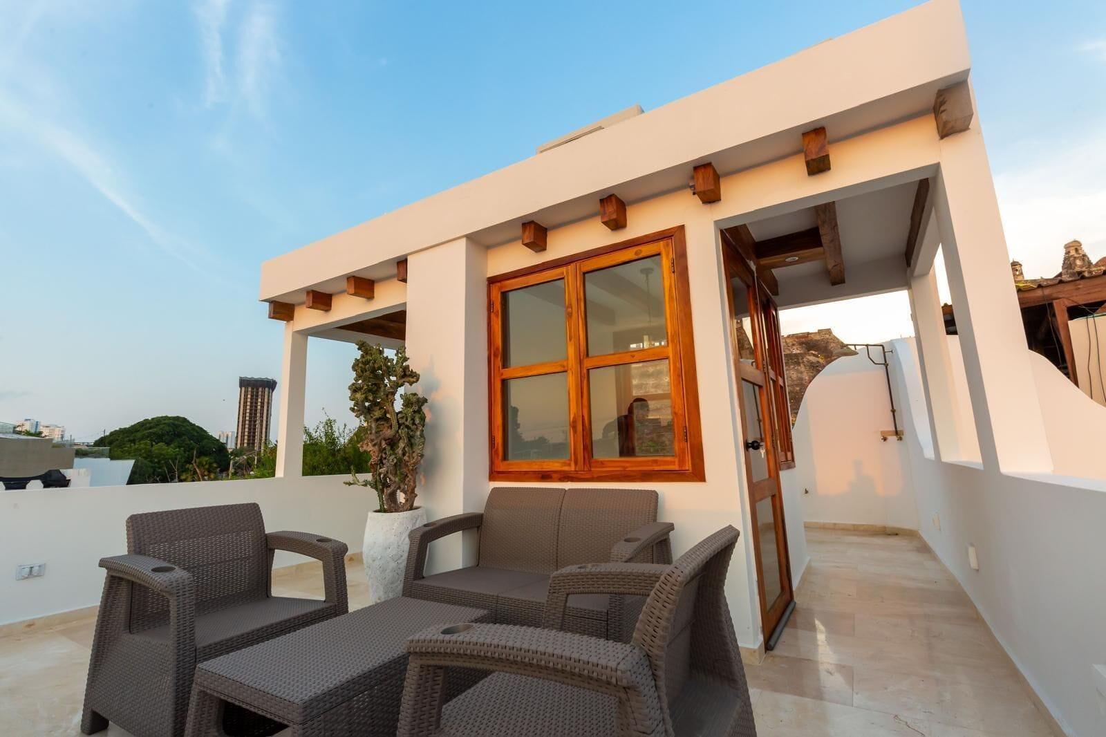 Vista Exterior Casa Bali Castillo View Private Pool & R