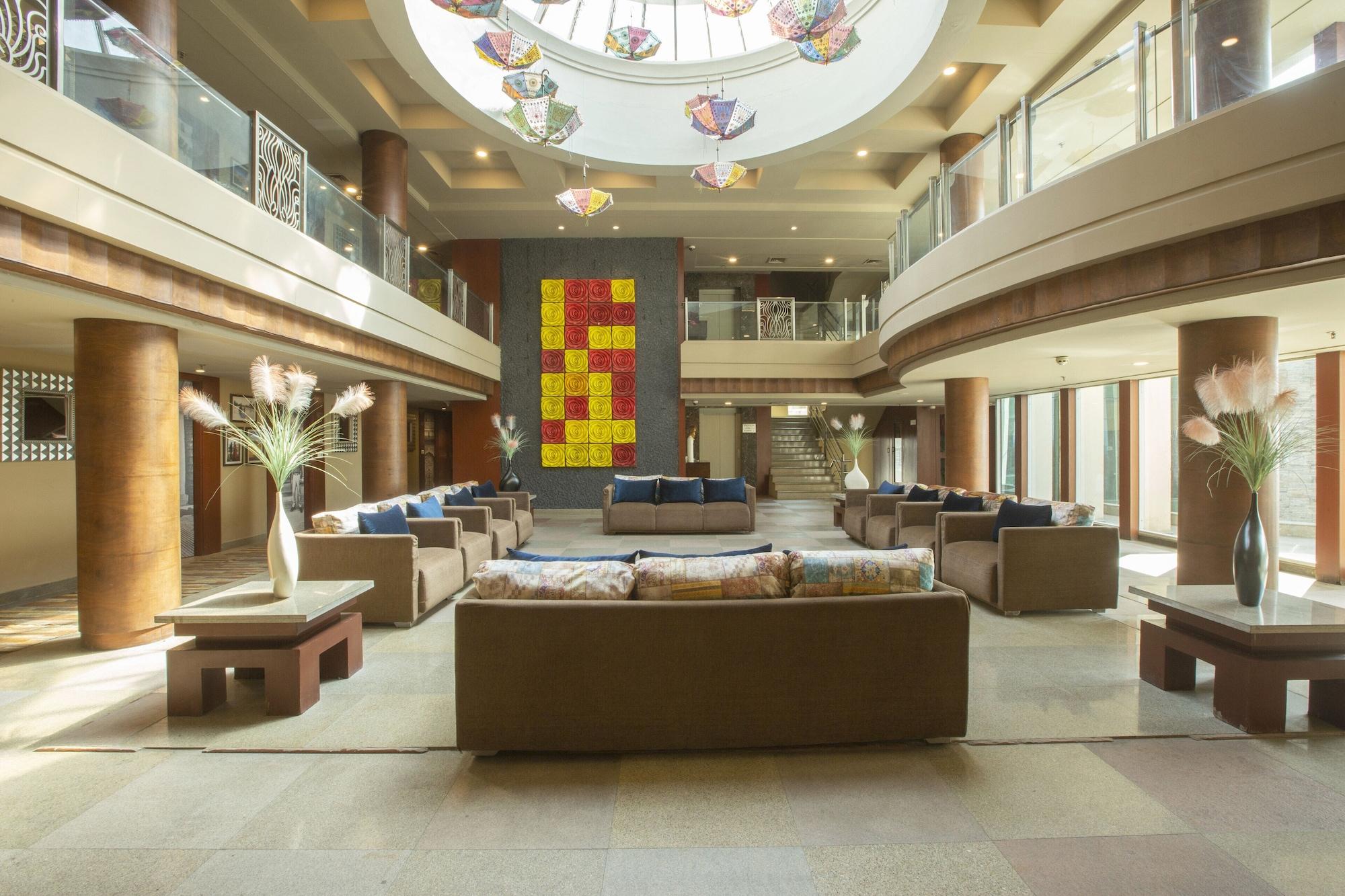 Vista Lobby Vesta International