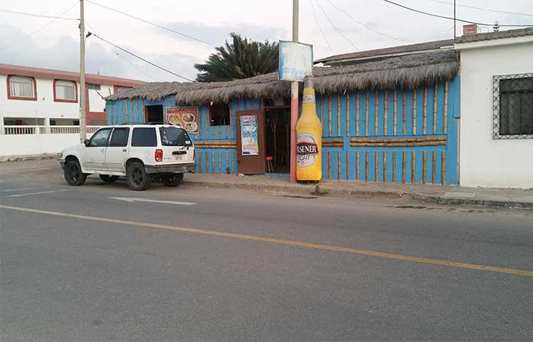 Bar/Salón Hostal Eddy