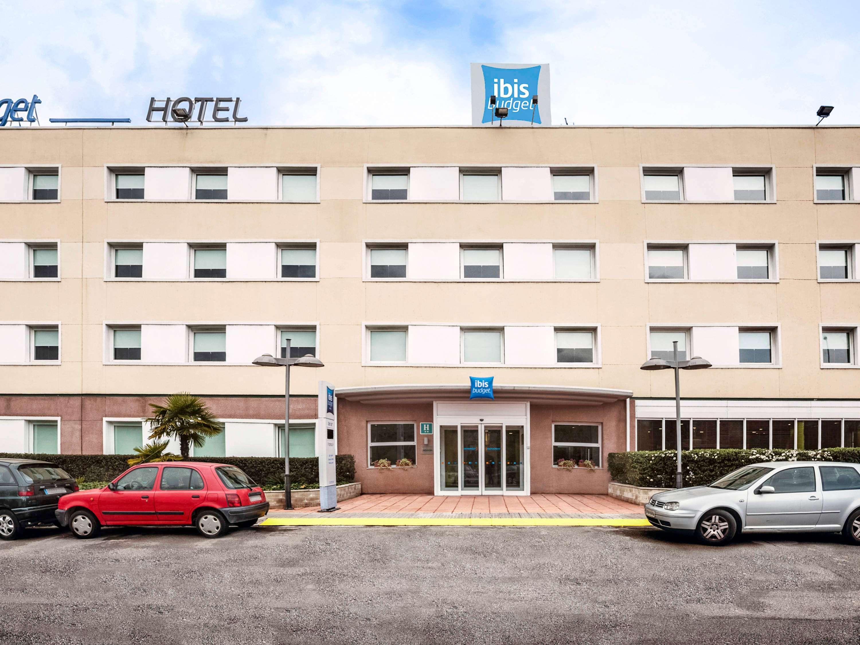Vista Exterior ibis budget Barcelona Sant Andreu de la Barca
