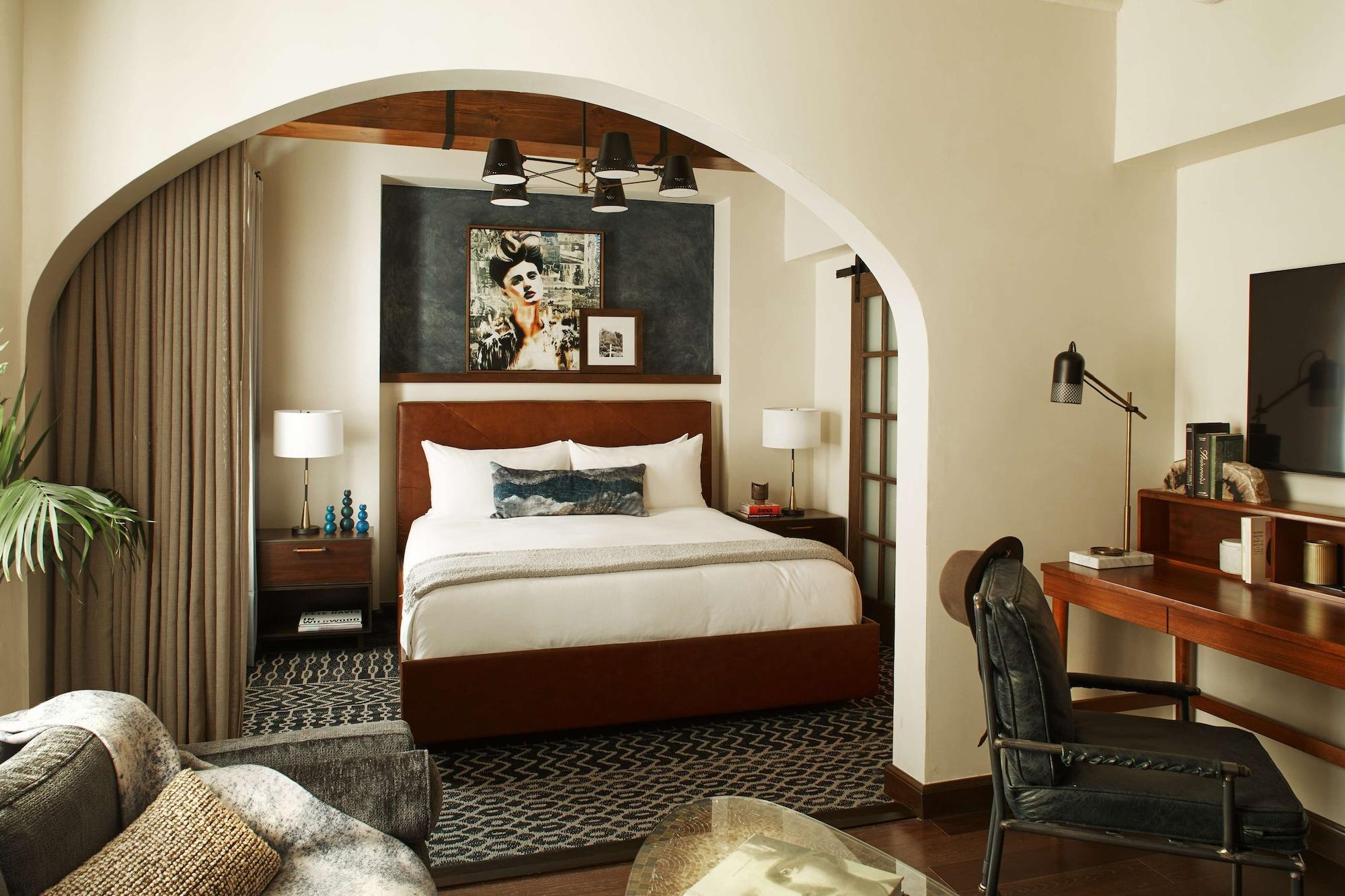 Habitación Hotel Figueroa, an Unbound Collection by Hyatt