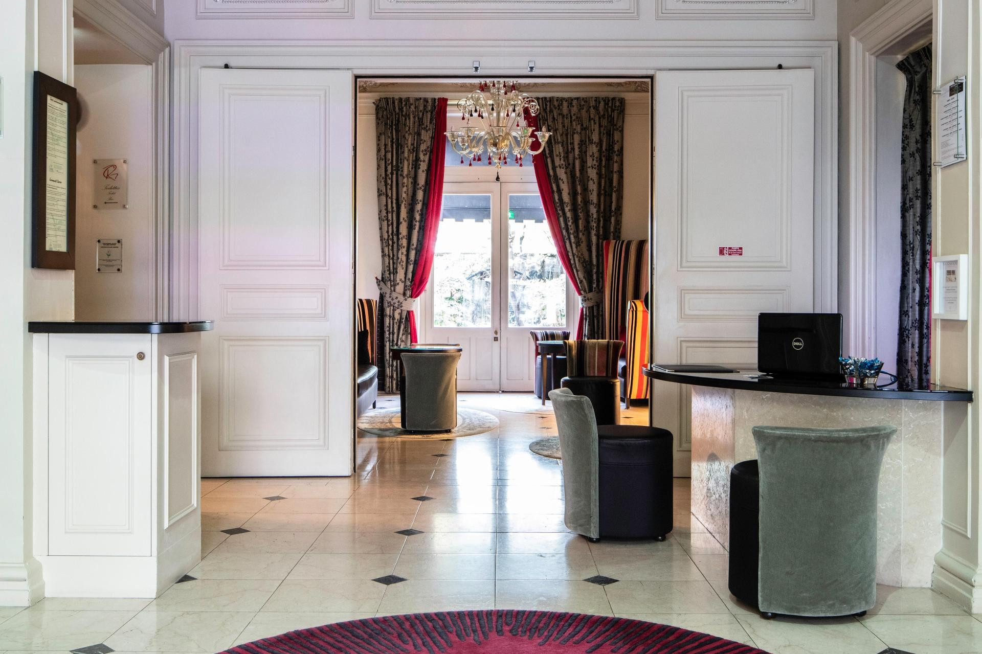 Vista Lobby Hôtel Regent's Garden - Astotel
