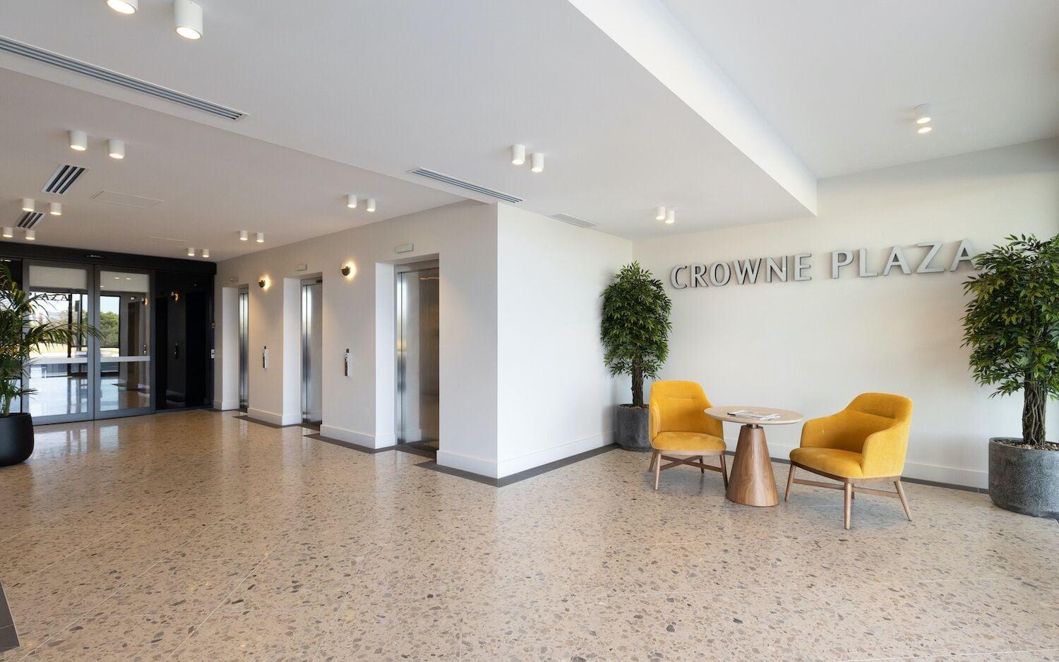 Vista Lobby Crowne Plaza Adelaide Mawson Lakes by IHG