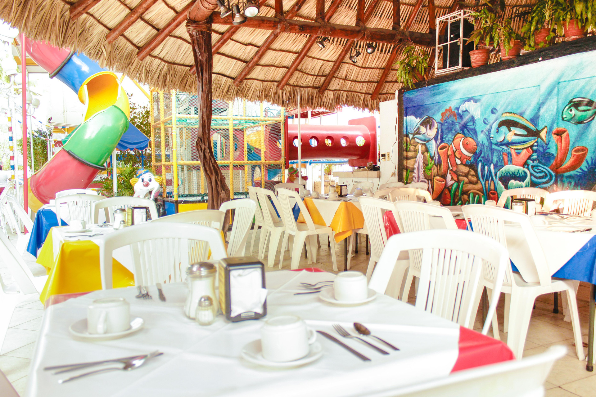 Restaurant Sands Acapulco Hotel & Bungalows