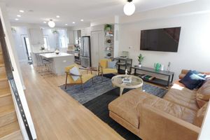 Alquiler Vacacional - Stadium Armory Stay - 3 Bedroom