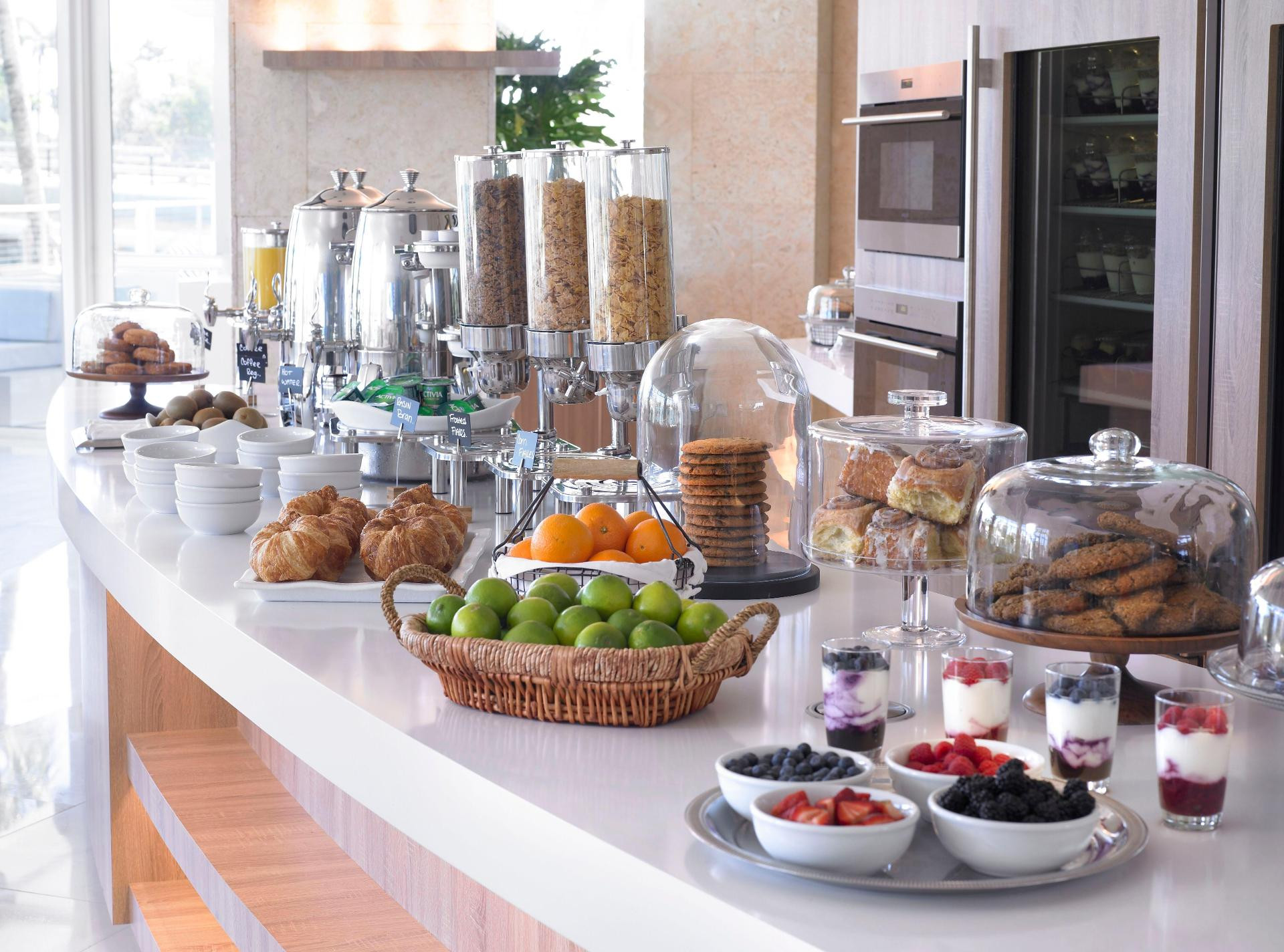 Restaurant Grand Beach Hotel Bay Harbor