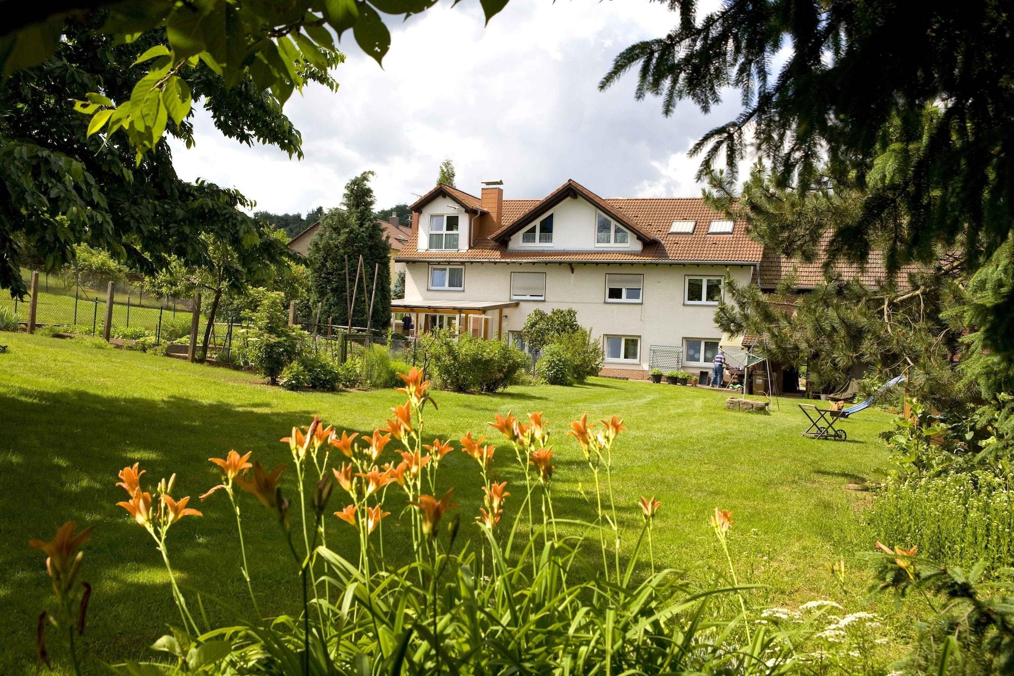 Vista Exterior Gästehaus Birnbaumhof
