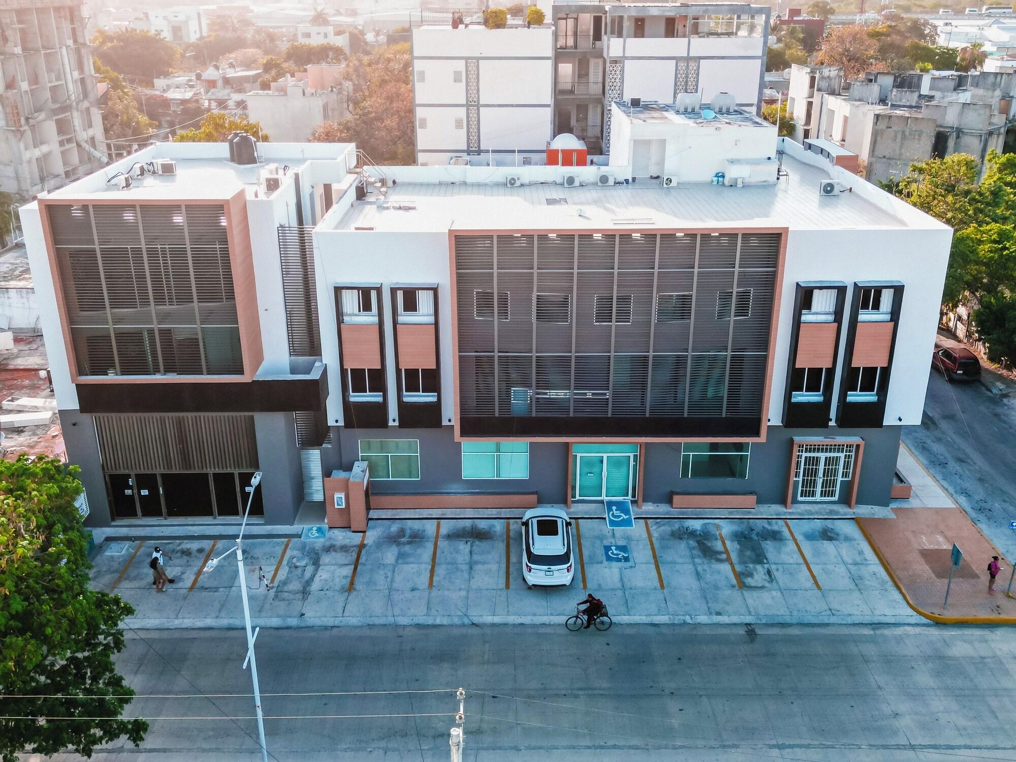 Varios Nayfer Suites