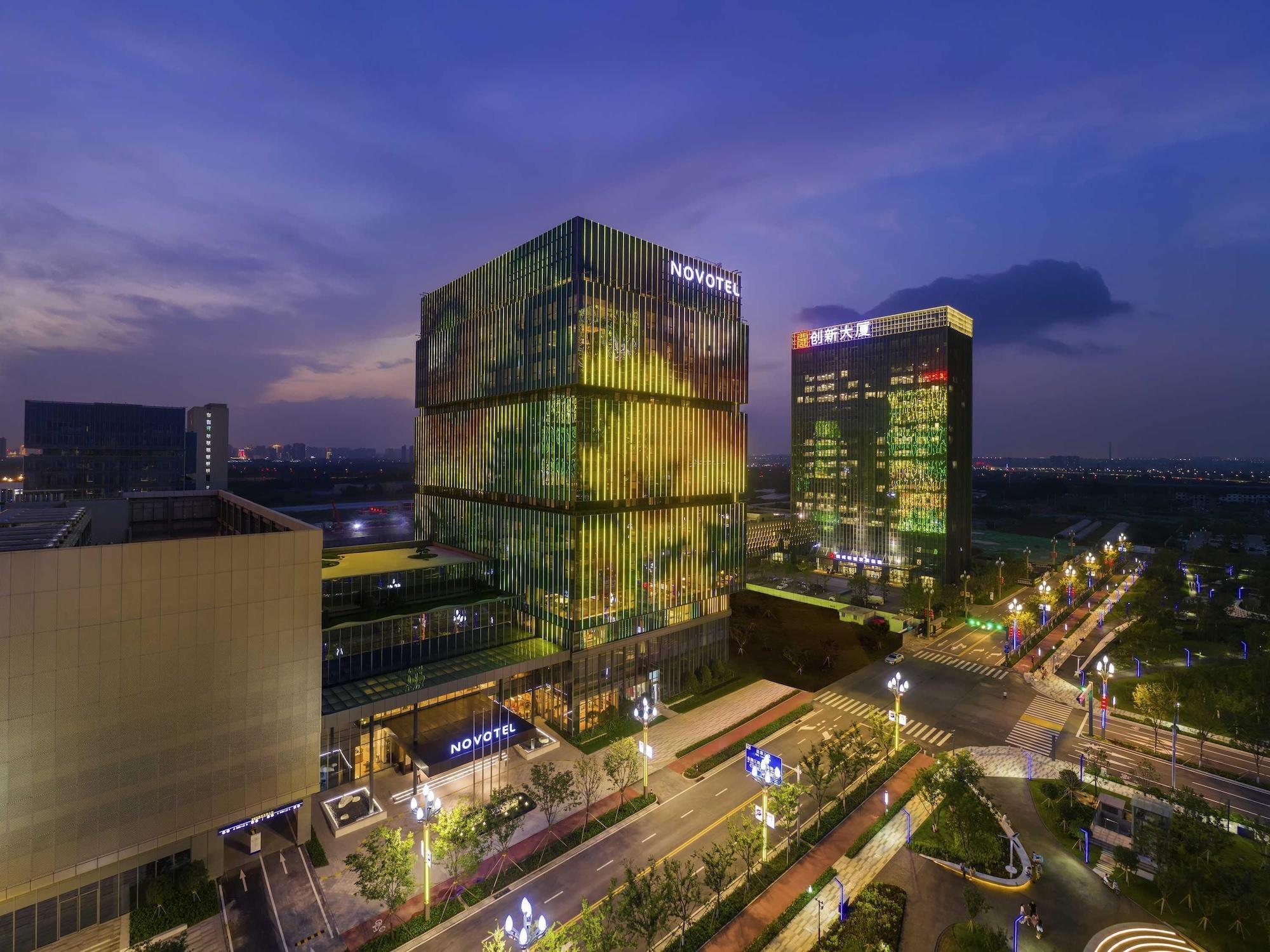 Vista Exterior Novotel Xian Xixian