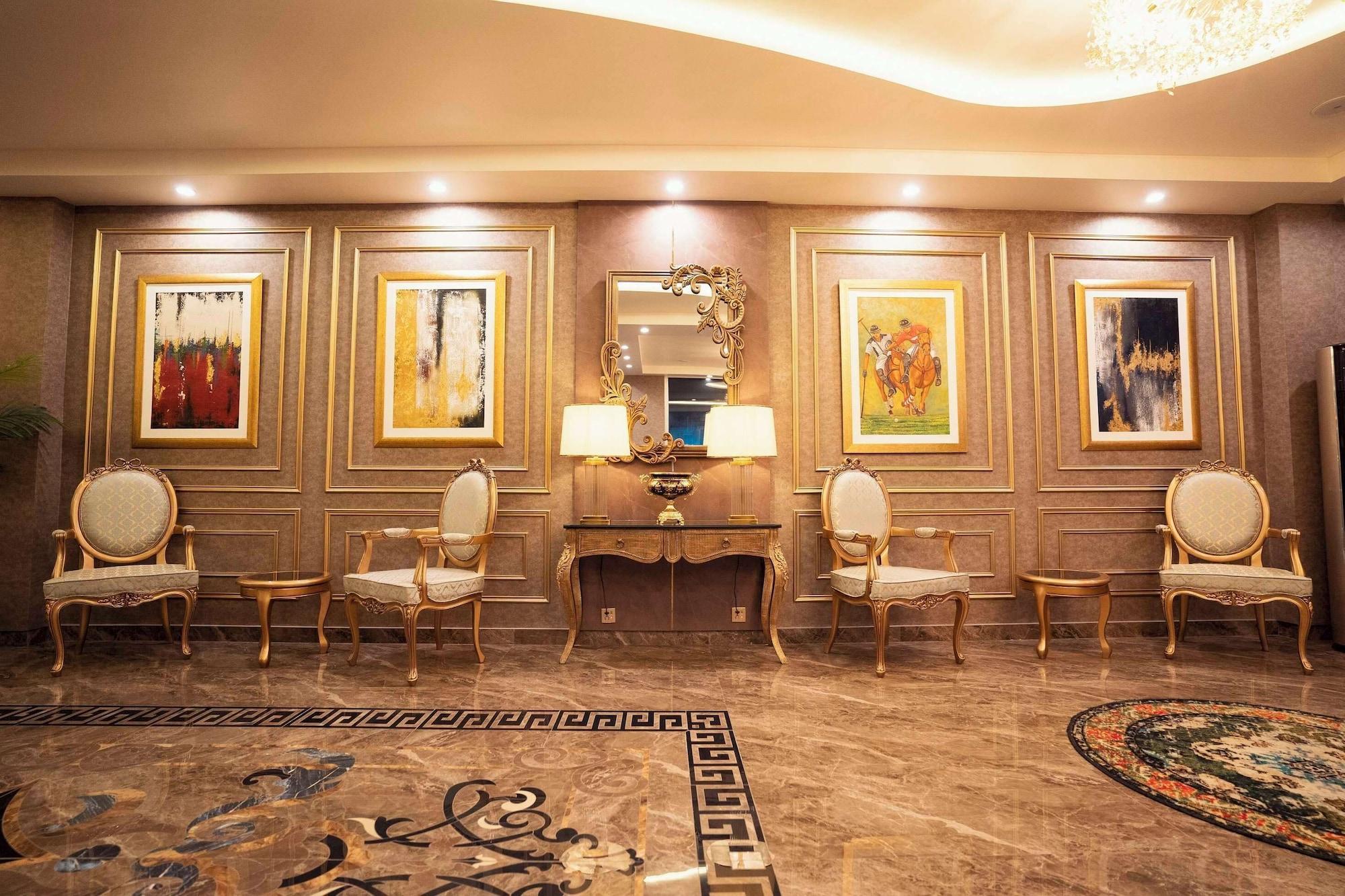 Vista Lobby Best Western Hotel Faisalabad City