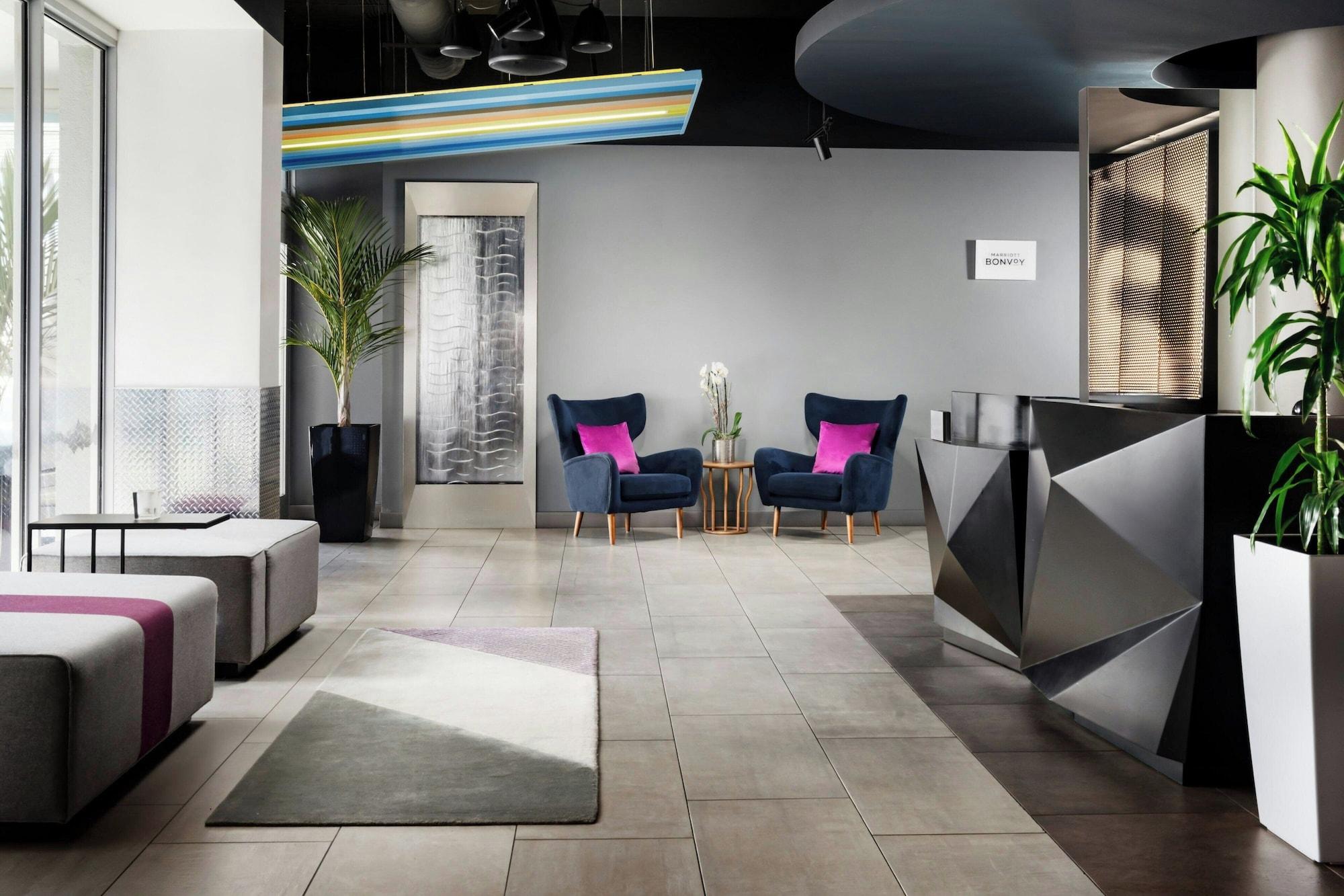 Vista Lobby Aloft by Marriott Miami Dadeland