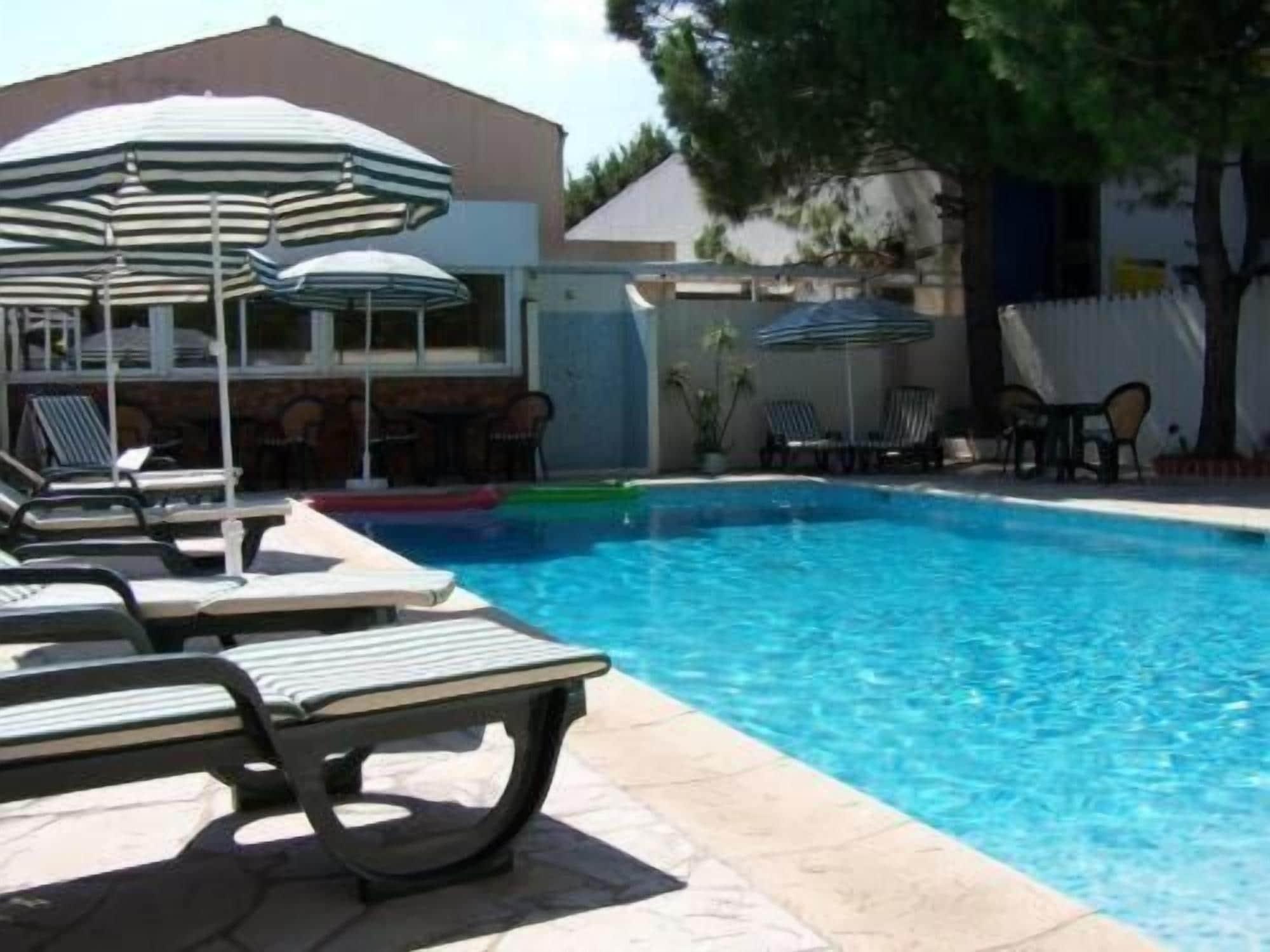 Instalaciones Recreativas Hotel Cannes Mouans-Sartoux