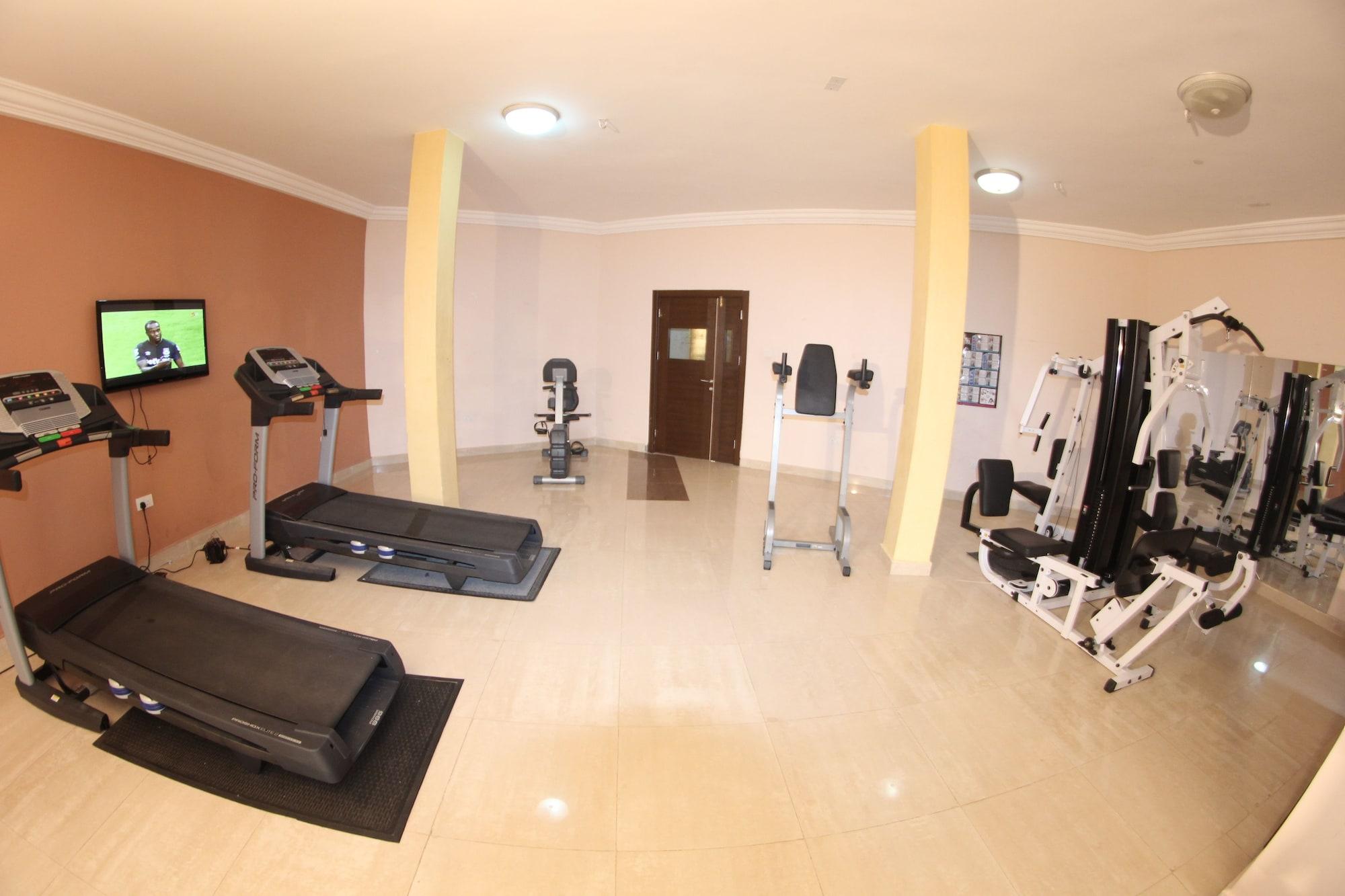 Gimnasio Residency Hotel Leophine House