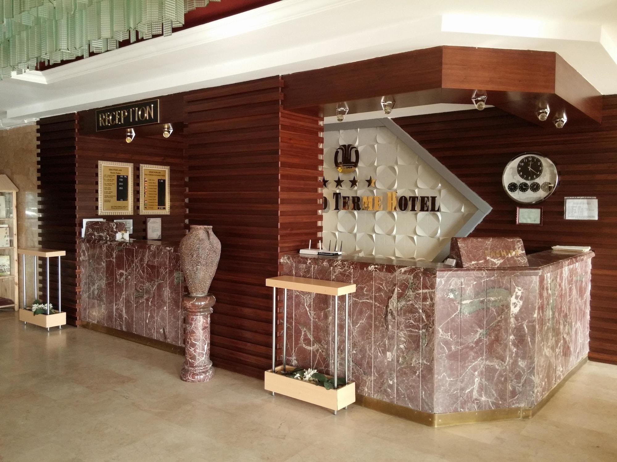 Vista Lobby Grand Hotel Terme