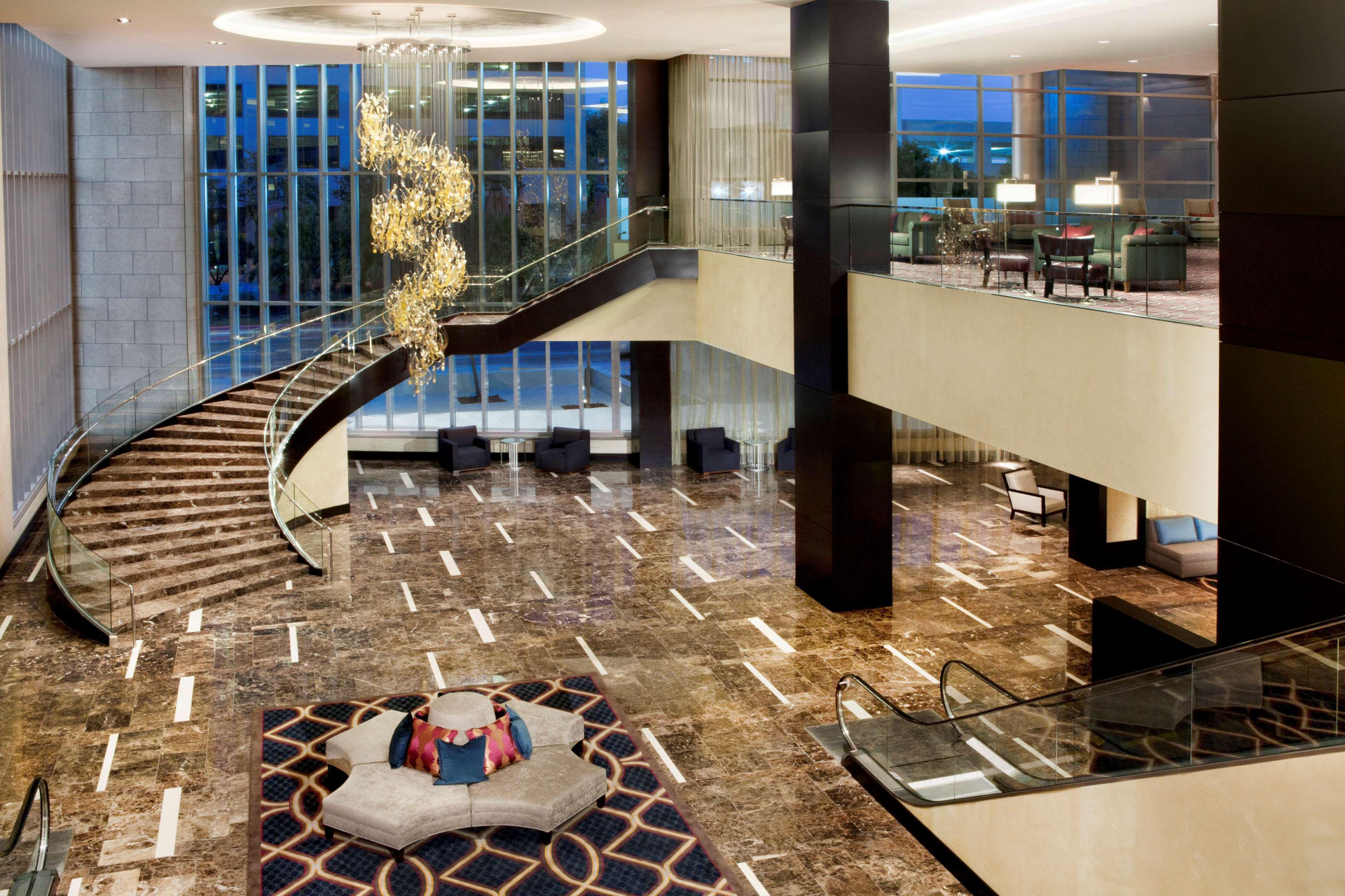 Vista Lobby Hyatt Regency New Orleans
