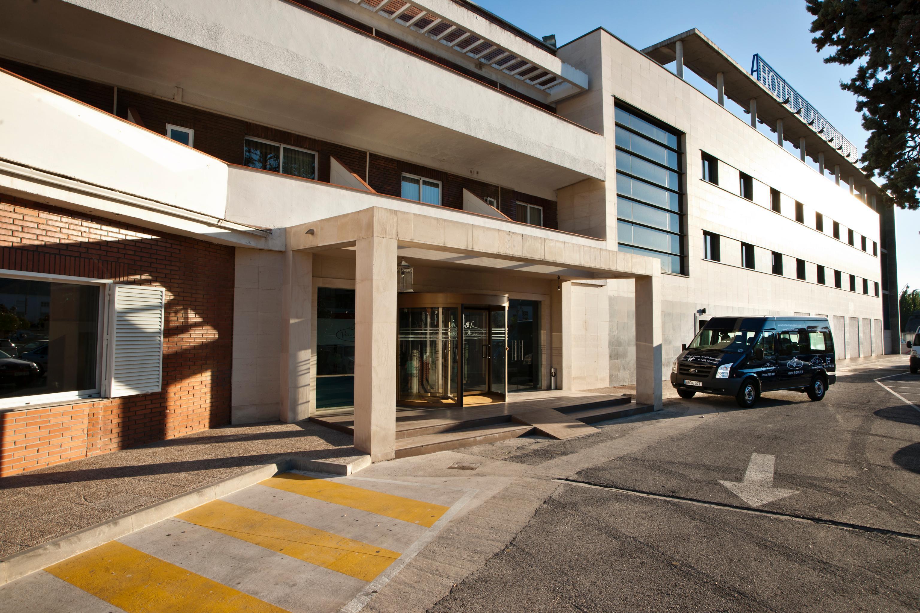 Vista Exterior Hotel UVE Alcobendas