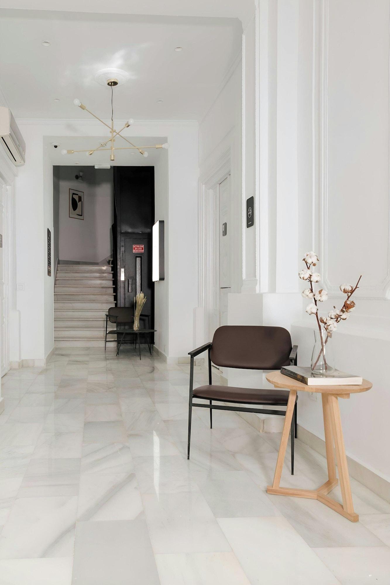 Vista Lobby Sonder by Marriott Bonvoy Santa Ana Apartments Las Letras