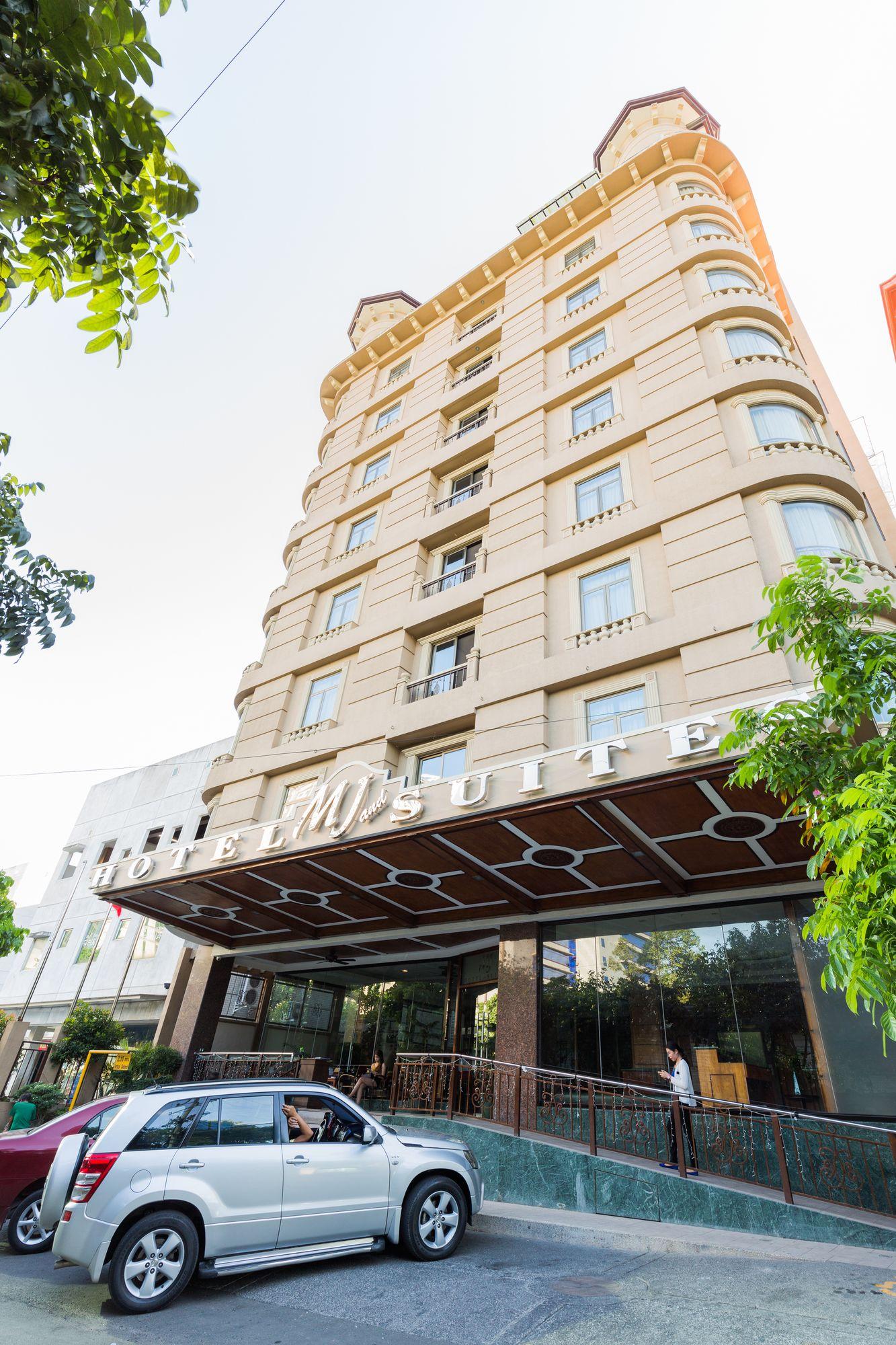 Varios MJ Hotel & Suites