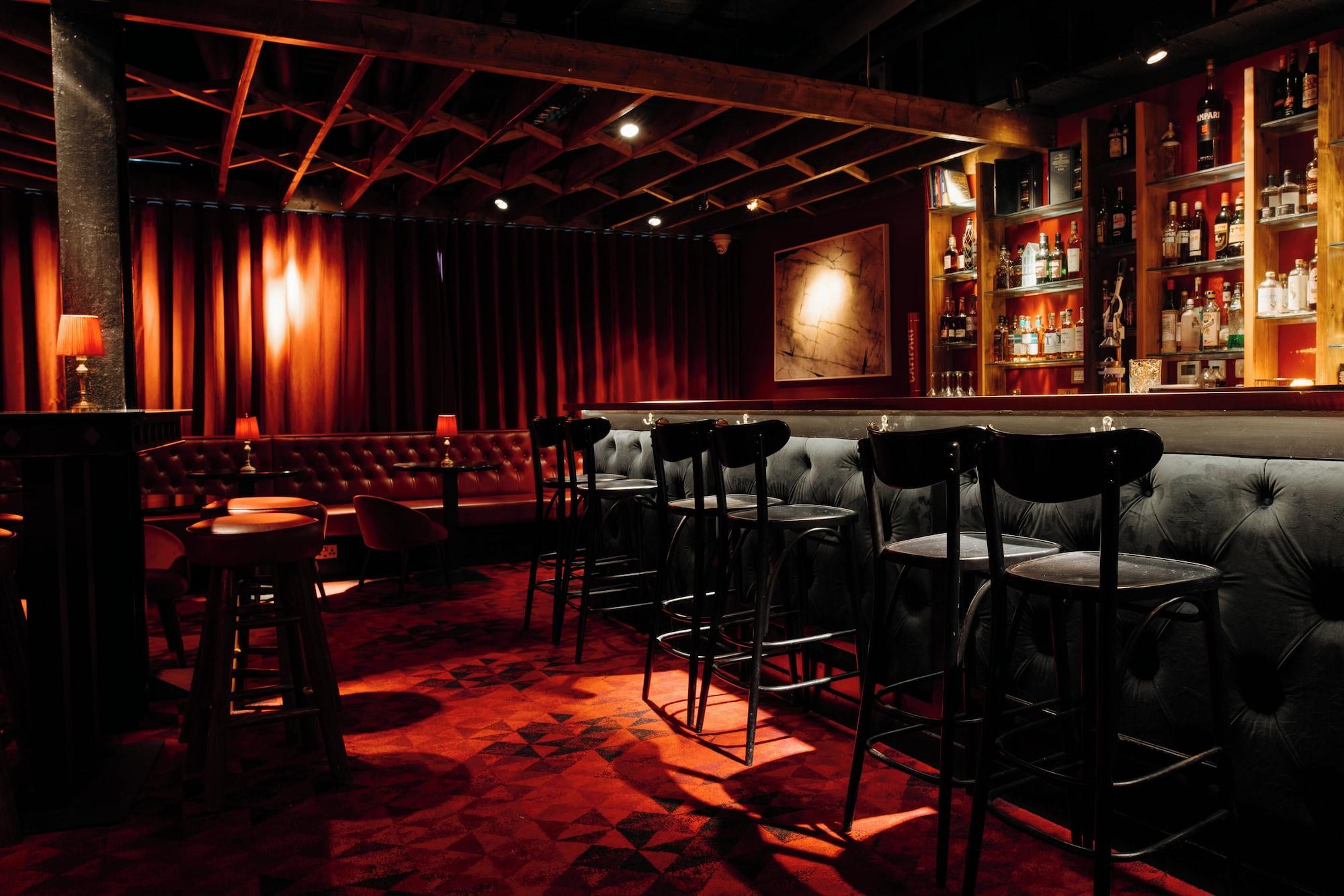 Bar/Salón Bullitt Hotel
