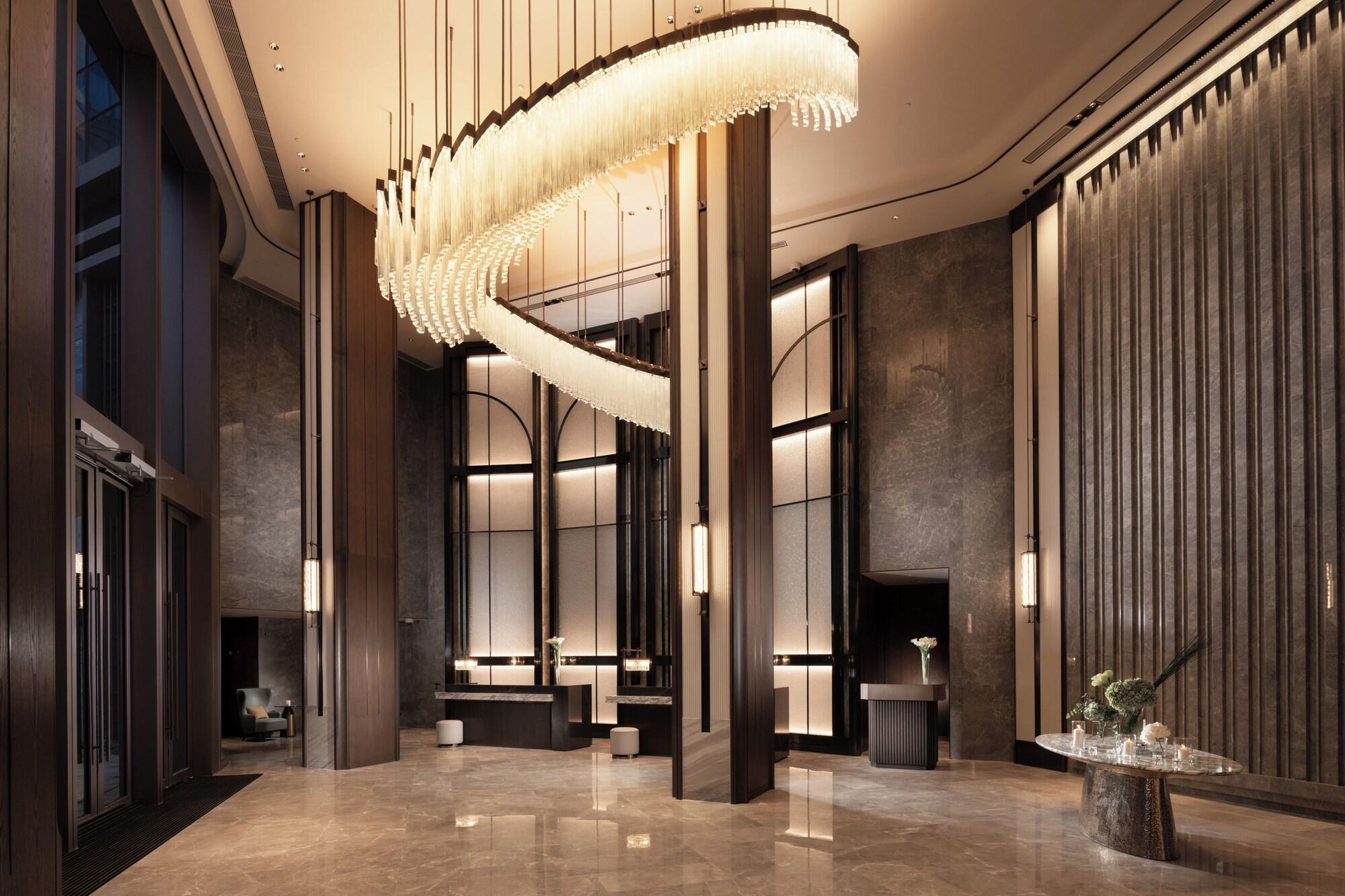 Vista Lobby Dorsett Kai Tak