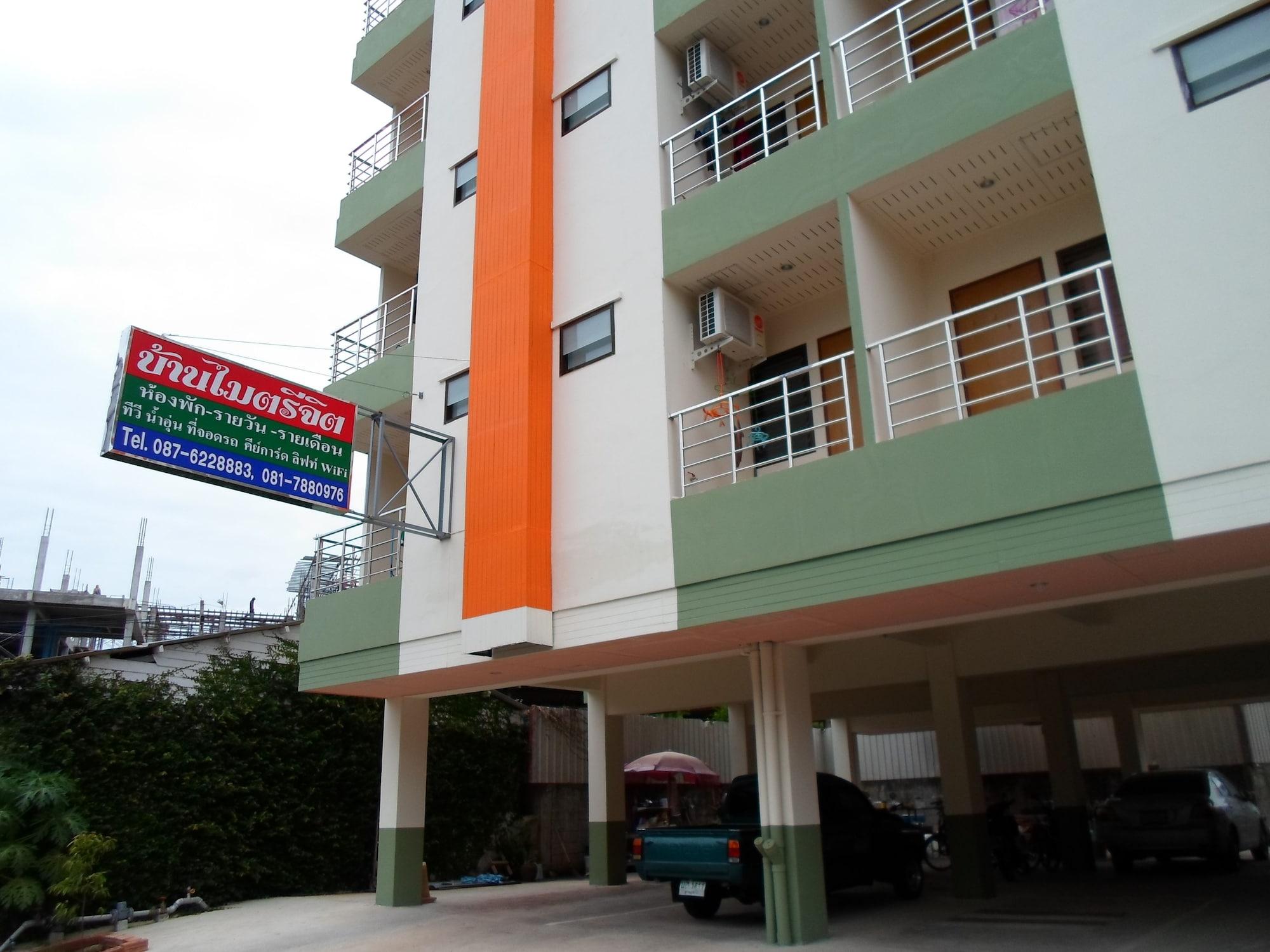 Vista Exterior Ban Maitreejit