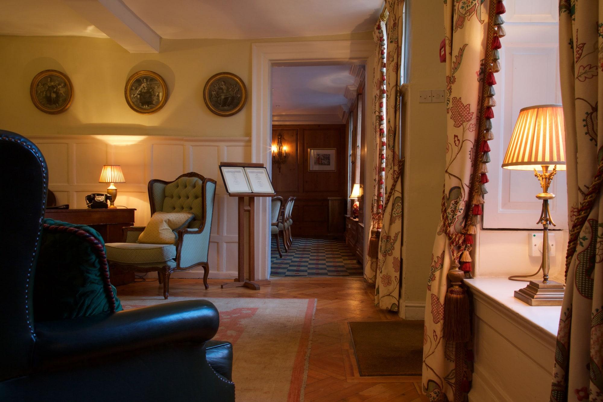 Vista Lobby Flitwick Manor