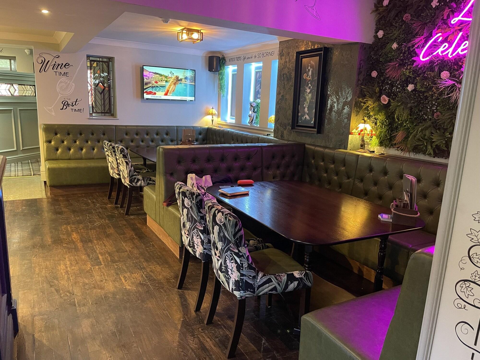 Restaurant The Ivy Tree