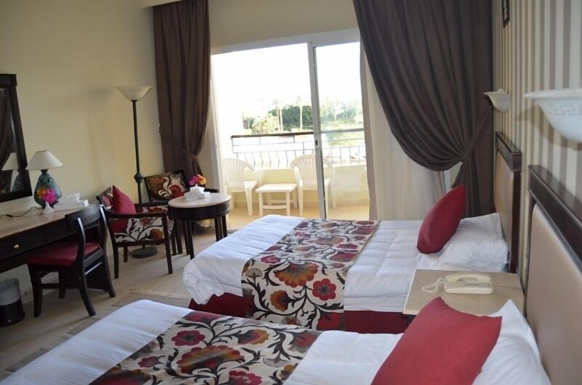 Varios Dessole Holiday Taba