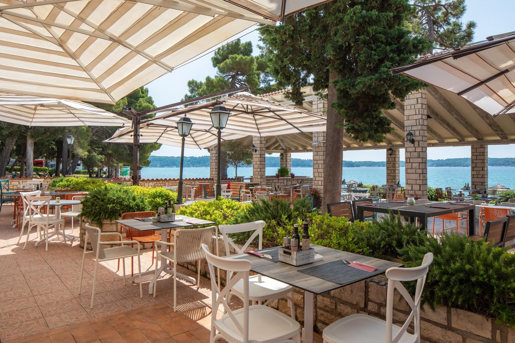 Restaurant Aminess Planet Camping Holiday Homes Sirena