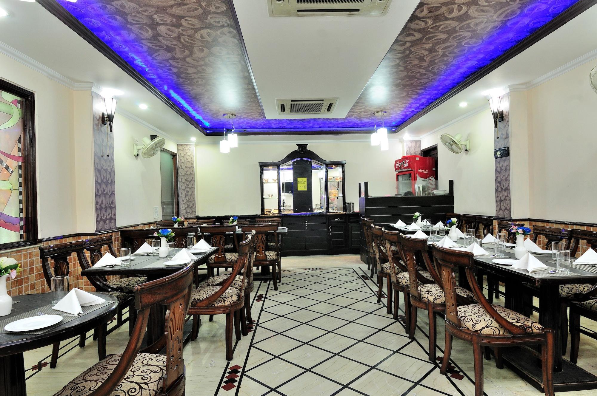 Restaurant Hotel Maharaja Residency