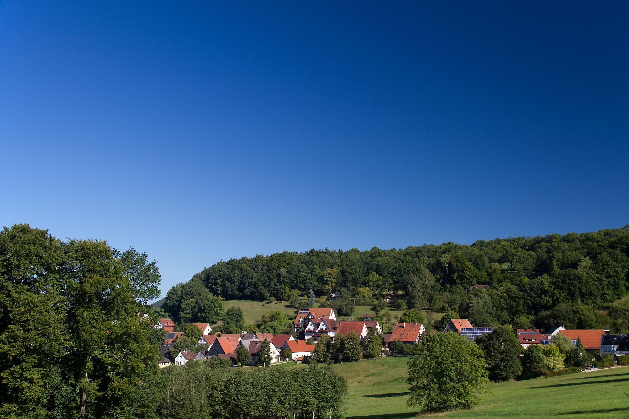 Vista Exterior Landidyll Hotel Zum Alten Schloss