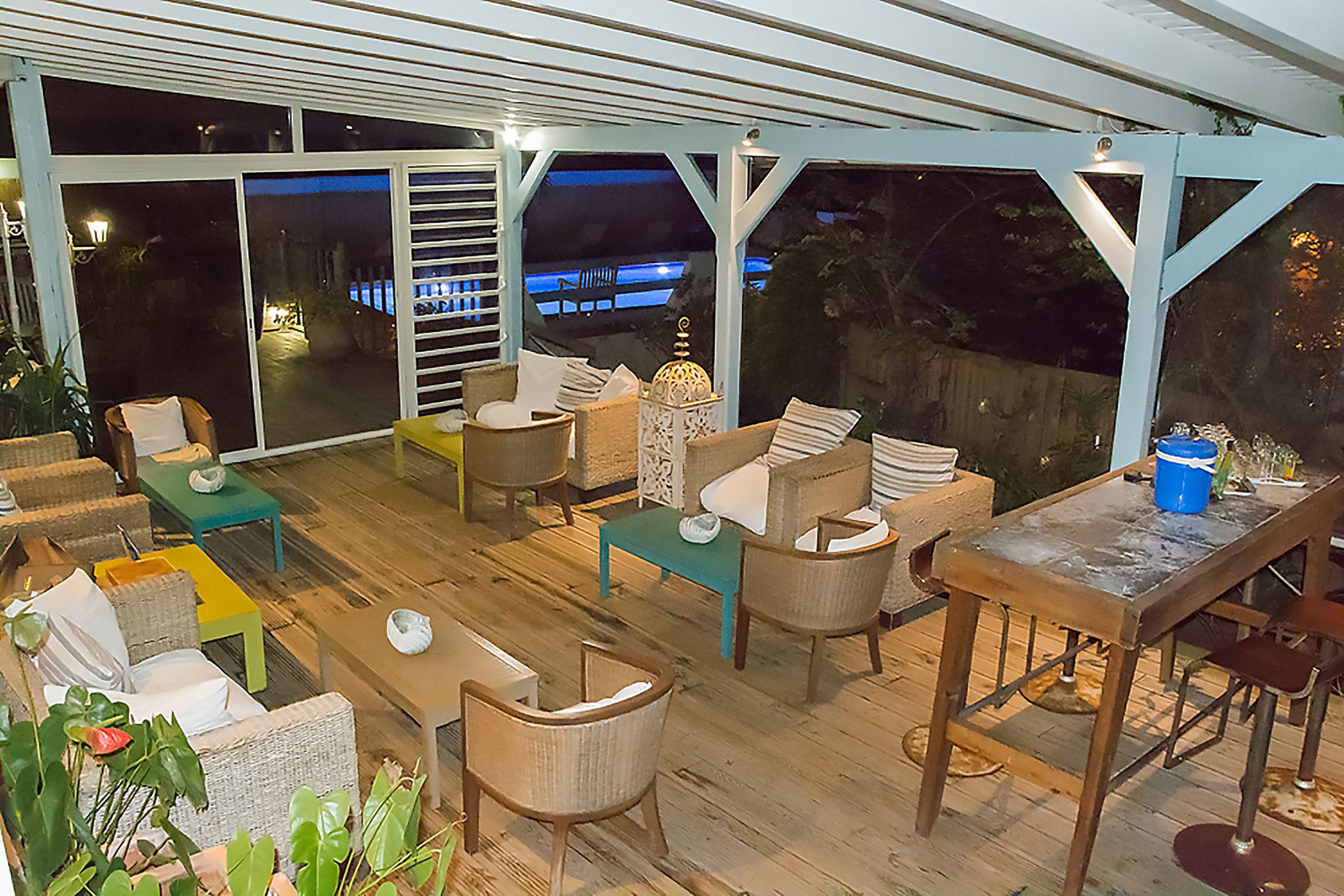Bar/Salón Ti ' Paradis