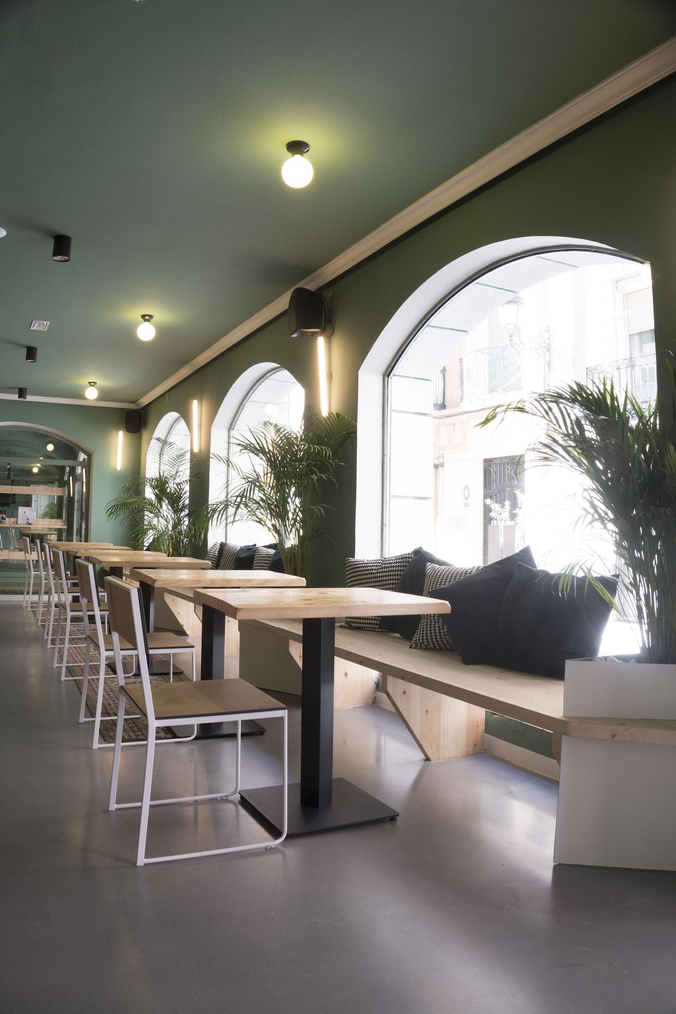 Bar/Salón Hotel Alda Jolio Jaca