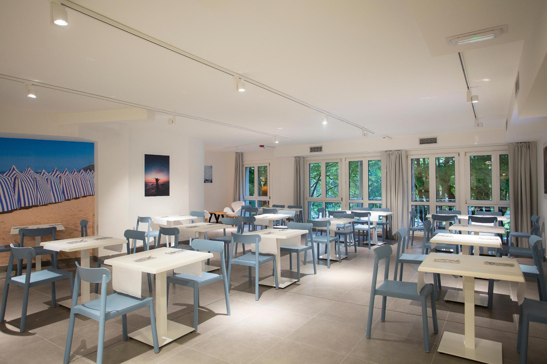 Bar/Salón Casual de las Olas San Sebastian Hotel