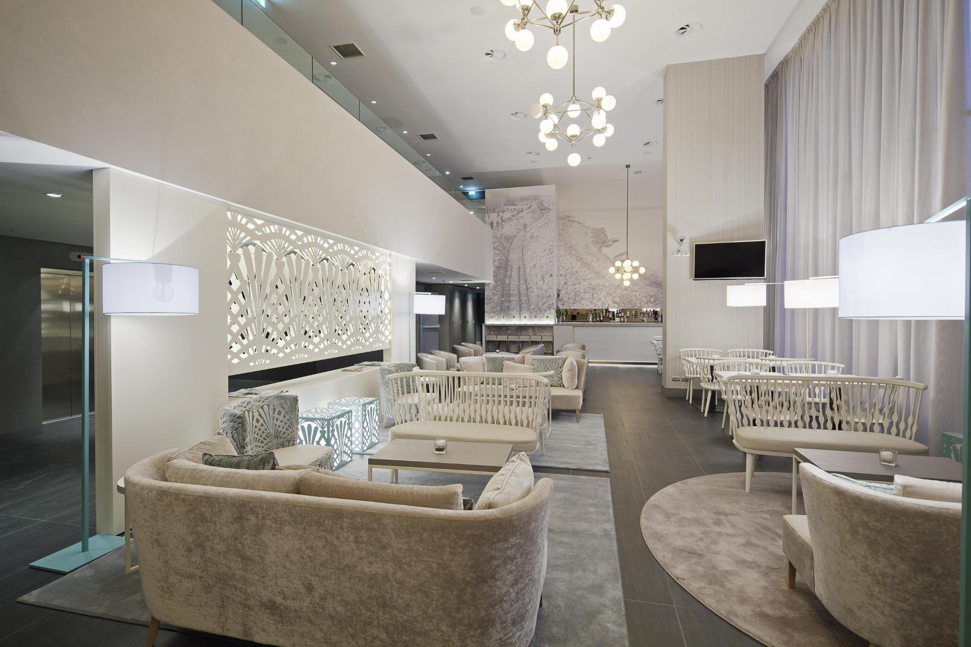 Vista Lobby NH Parma