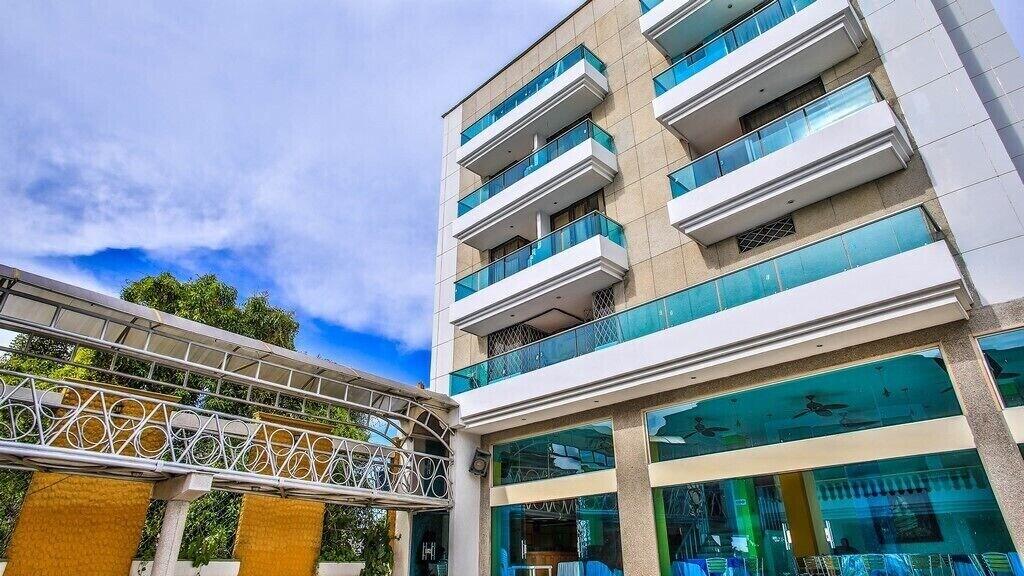 Vista Exterior Hotel Panorama