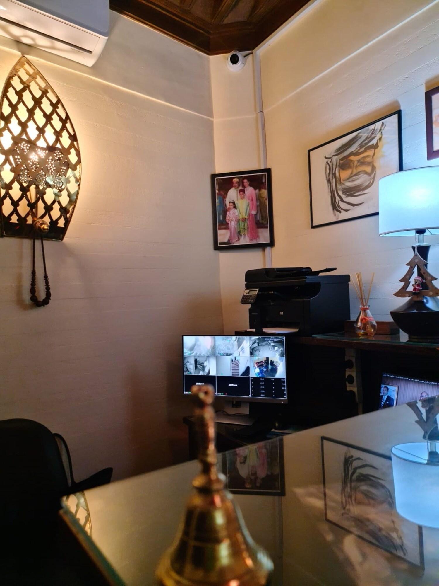 Vista Lobby Riad Aubrac