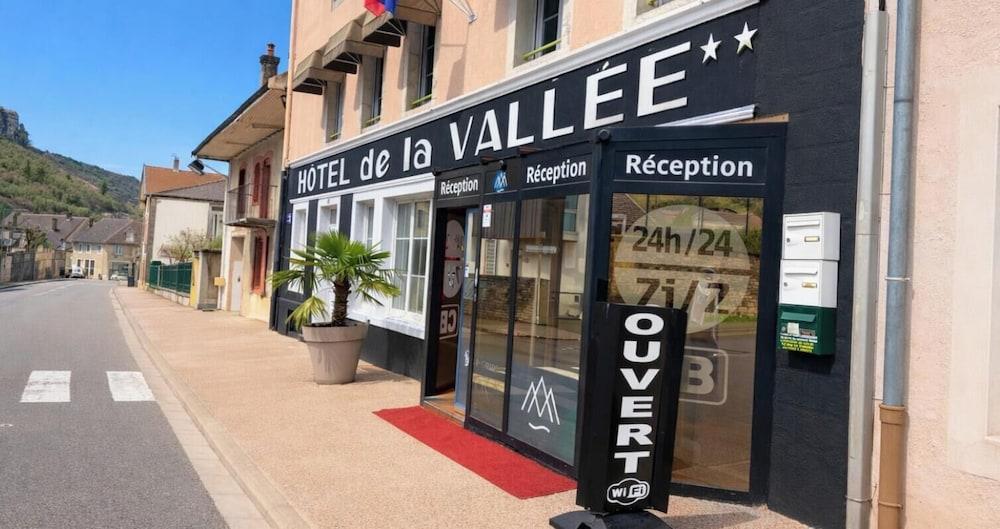 Varios Hôtel de la Vallée