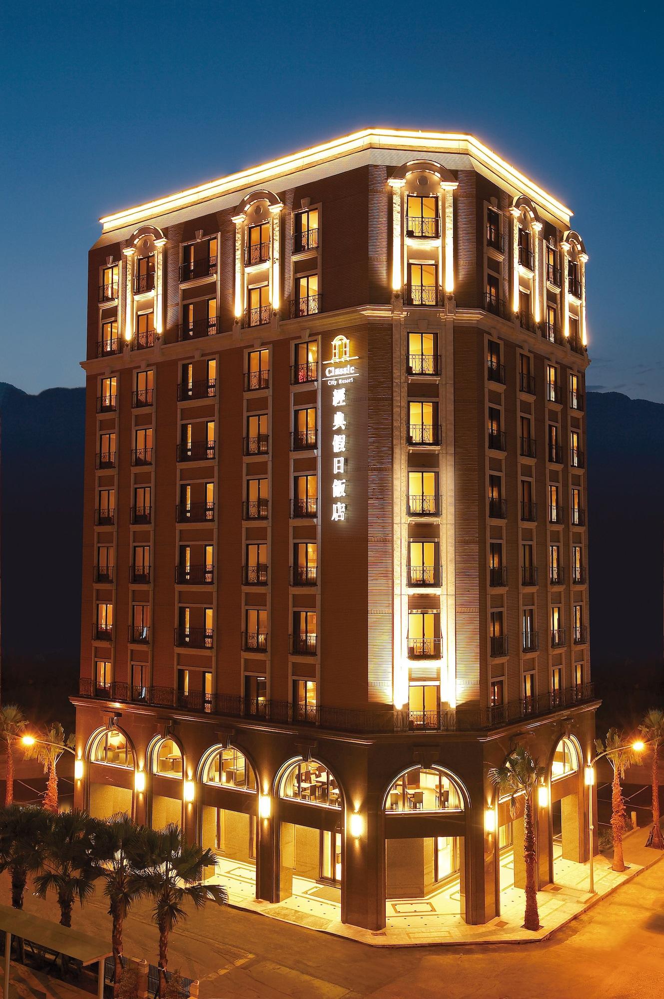 Vista Exterior Classic City Resort