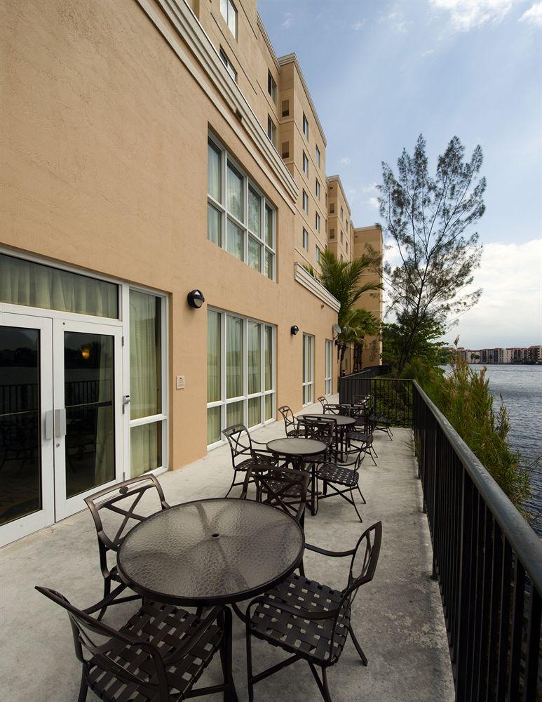 Comodidades del Alojamiento Homewood Suites by Hilton Miami - Airport Blue Lagoon