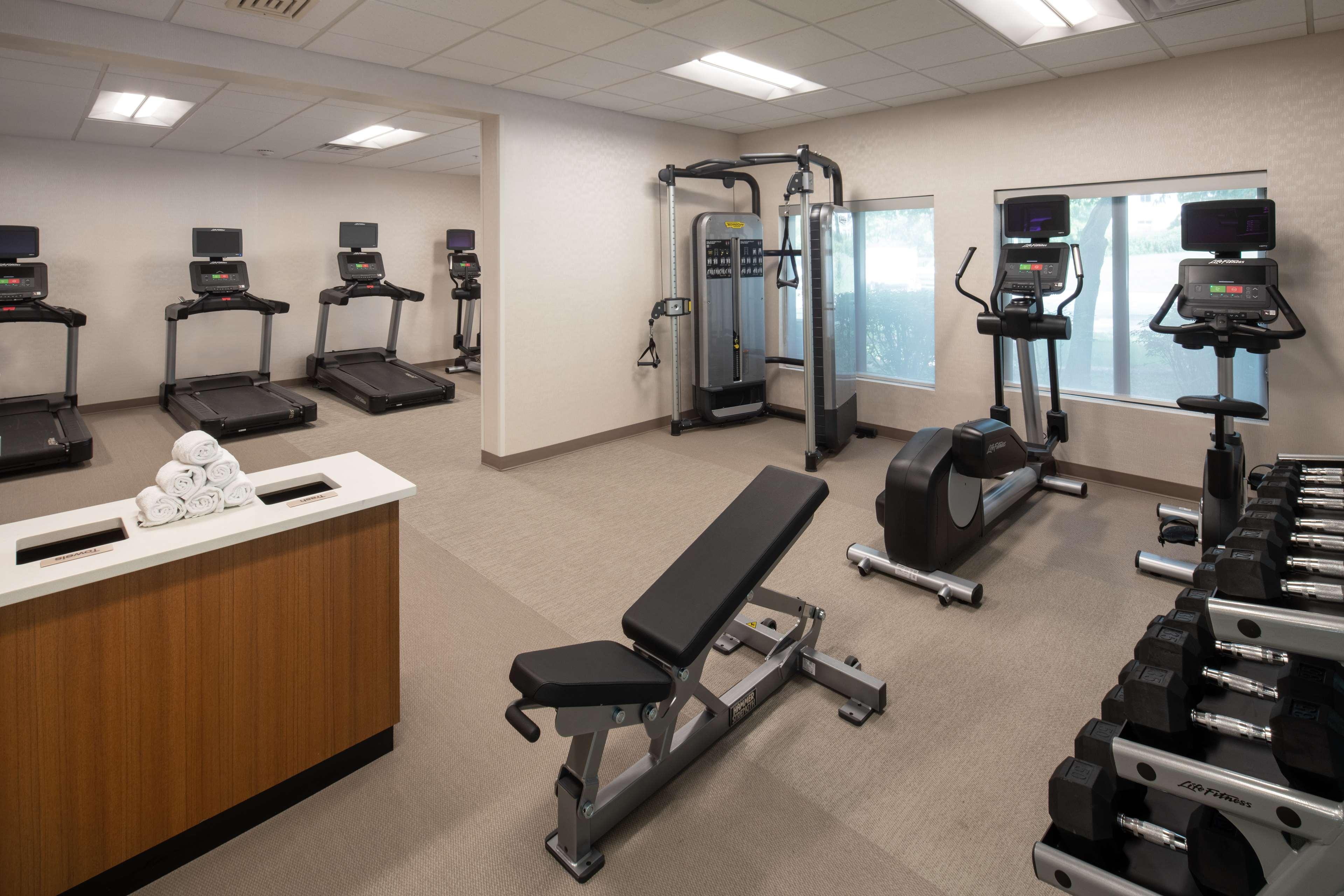 Gimnasio Sonesta Select Nashville Airport Suites