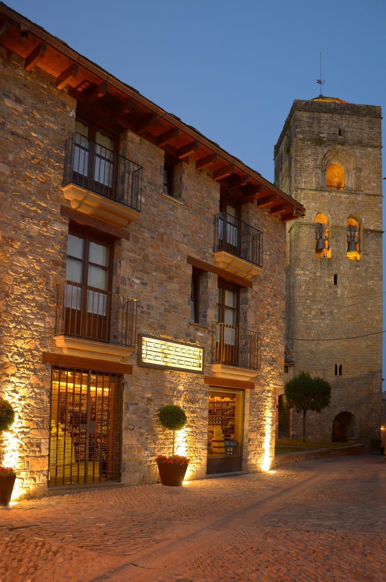 Vista Exterior Hotel Los Arcos