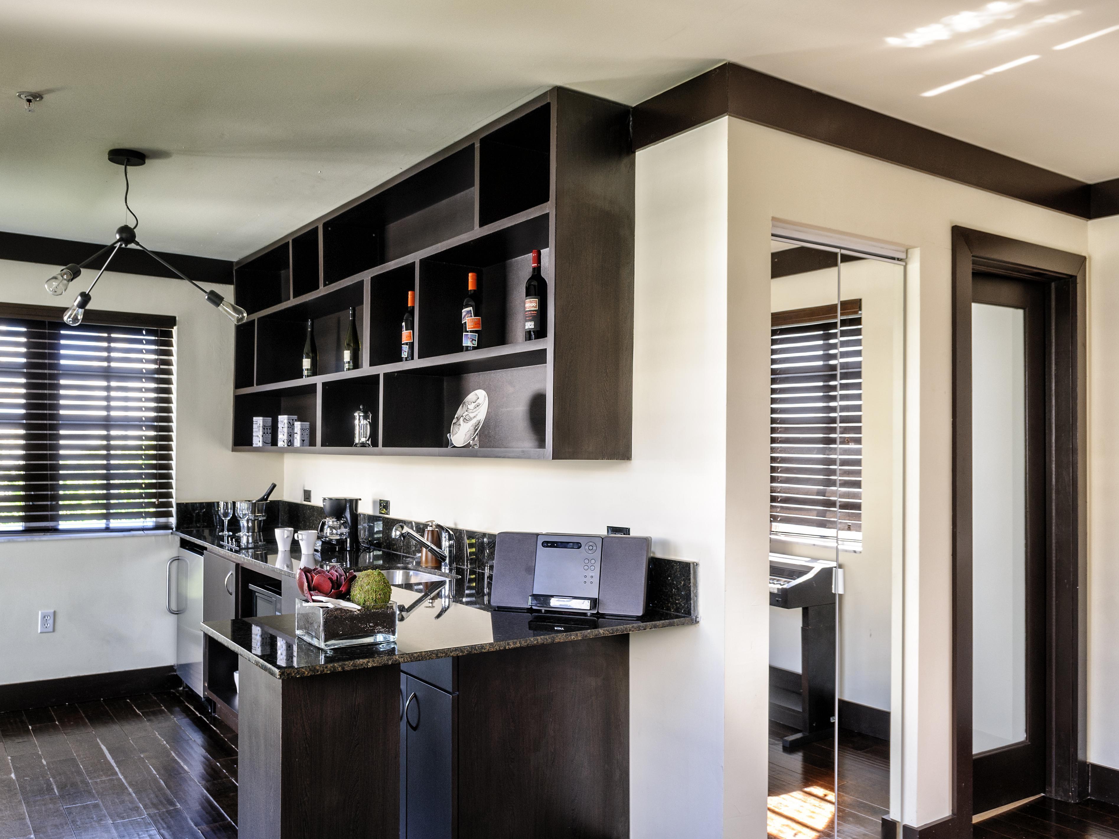 Hotel Lincoln Arms Suites
