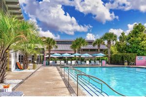 Alquiler Vacacional - Paramour: huge yard home with ground floor bedroom 25 min to Charleston