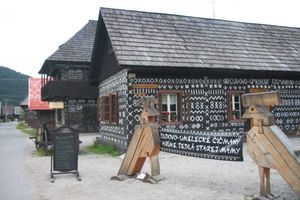 Actividad - Descubra Cicmany con acceso a baños termales - Excursión de día completo