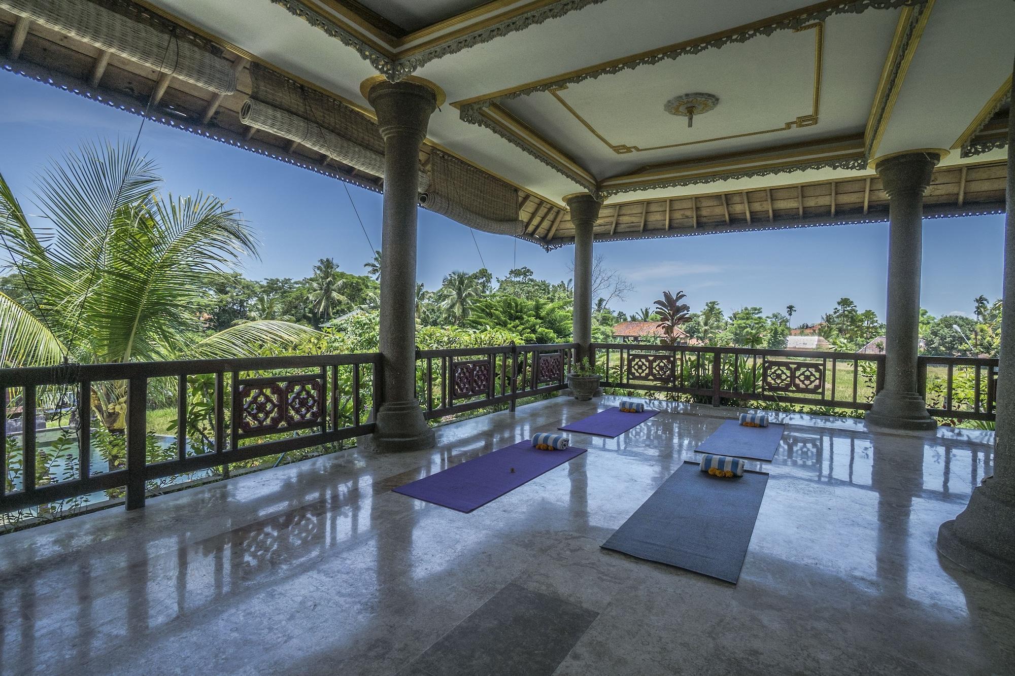 Gimnasio Cendana Resort & Spa