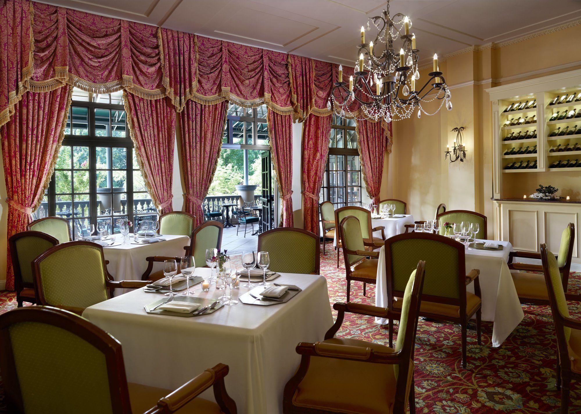 Restaurant Omni Shoreham Hotel